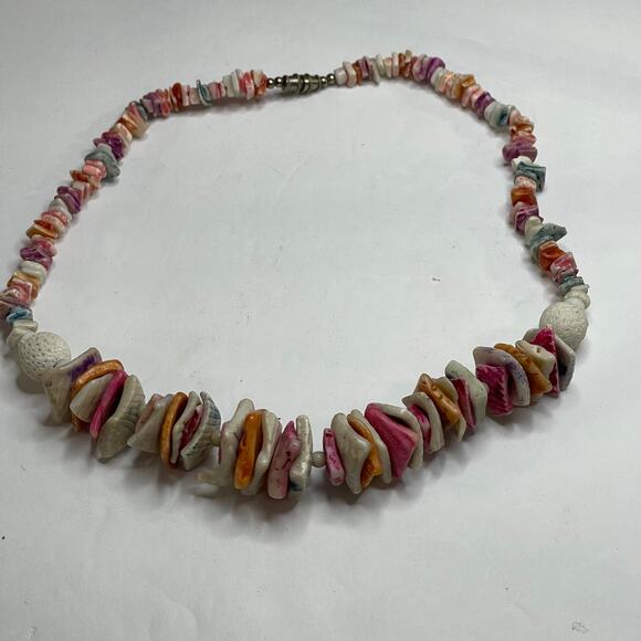 Necklace costume jewelry tropical shell faux puca puka shell beach summer wear - Picture 5 of 11